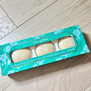 Sincerely Yours Fragrance Fresh Soaps Vintage 3 Pack Set